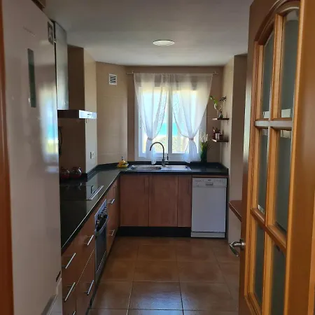 Cozy Beach Apartment *